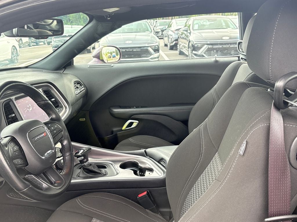 2021 Dodge Challenger SXT