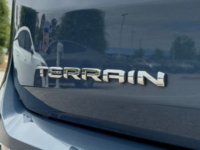 2024 GMC Terrain SLT