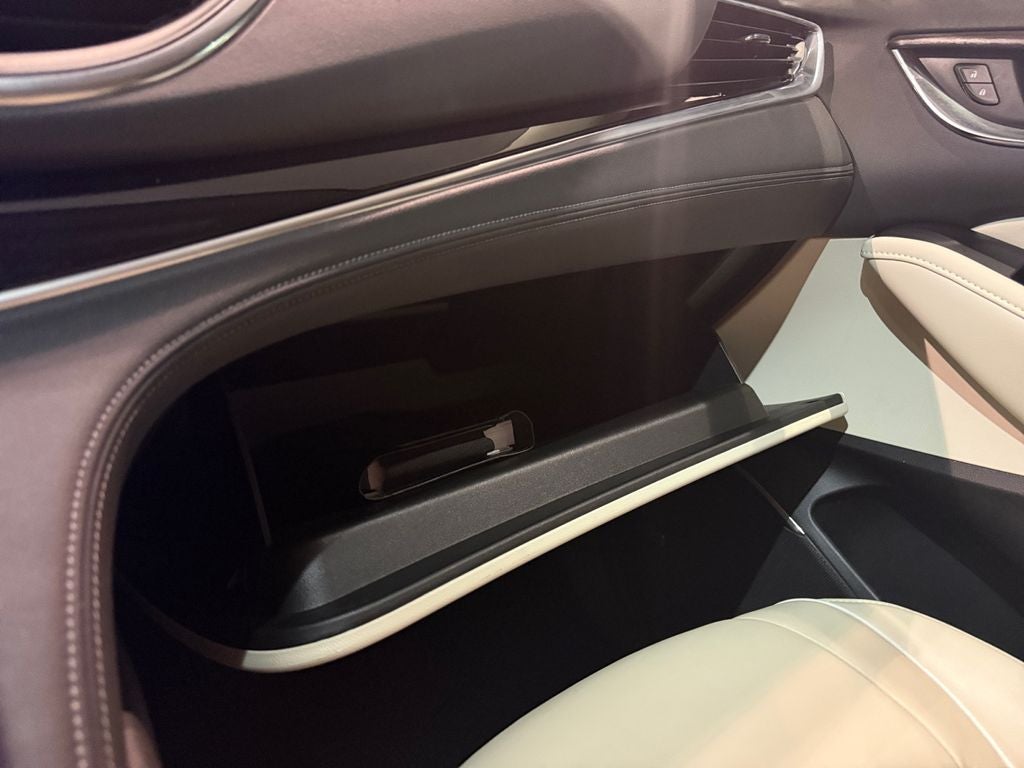 2022 Buick Enclave Avenir