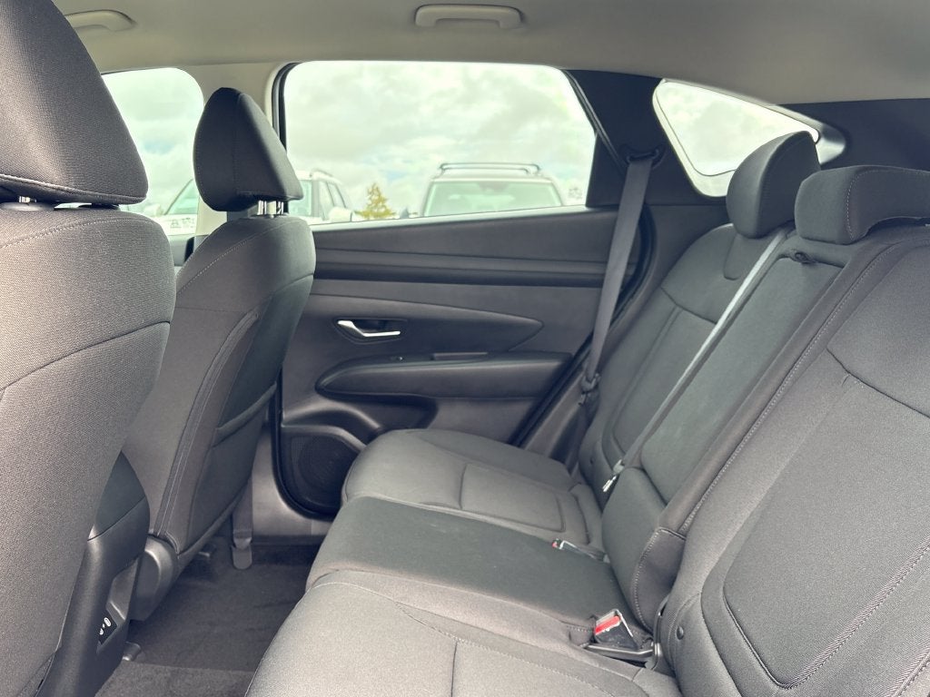 2026 Hyundai TUCSON SE FWD