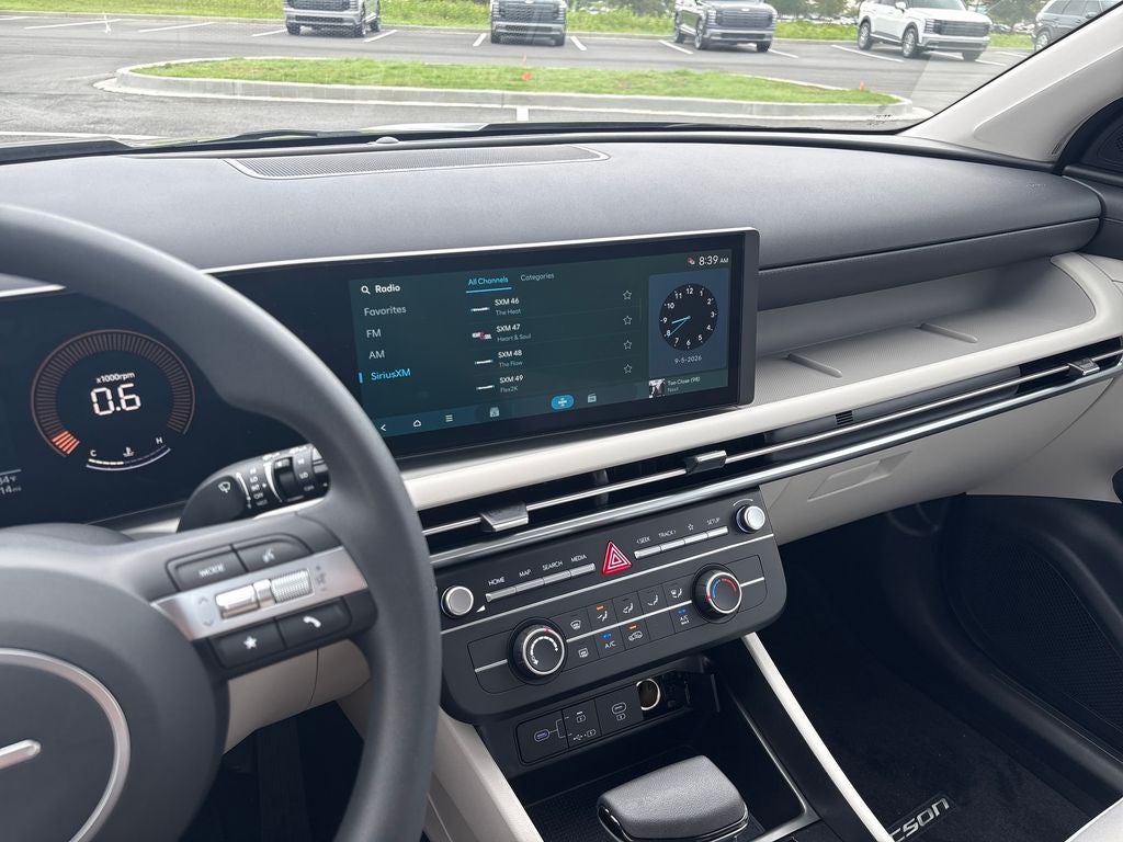 2026 Hyundai TUCSON SE FWD