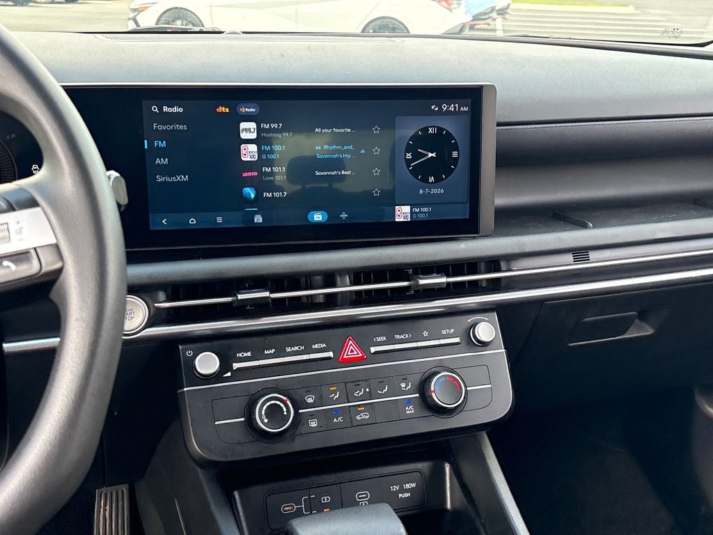 2025 Hyundai TUCSON SE