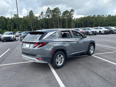 2025 Hyundai TUCSON SE