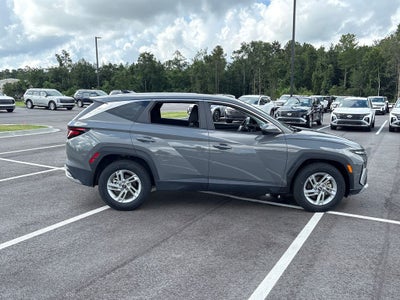 2025 Hyundai TUCSON SE