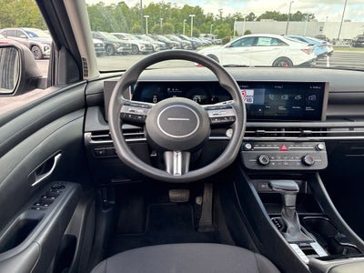 2025 Hyundai TUCSON SE