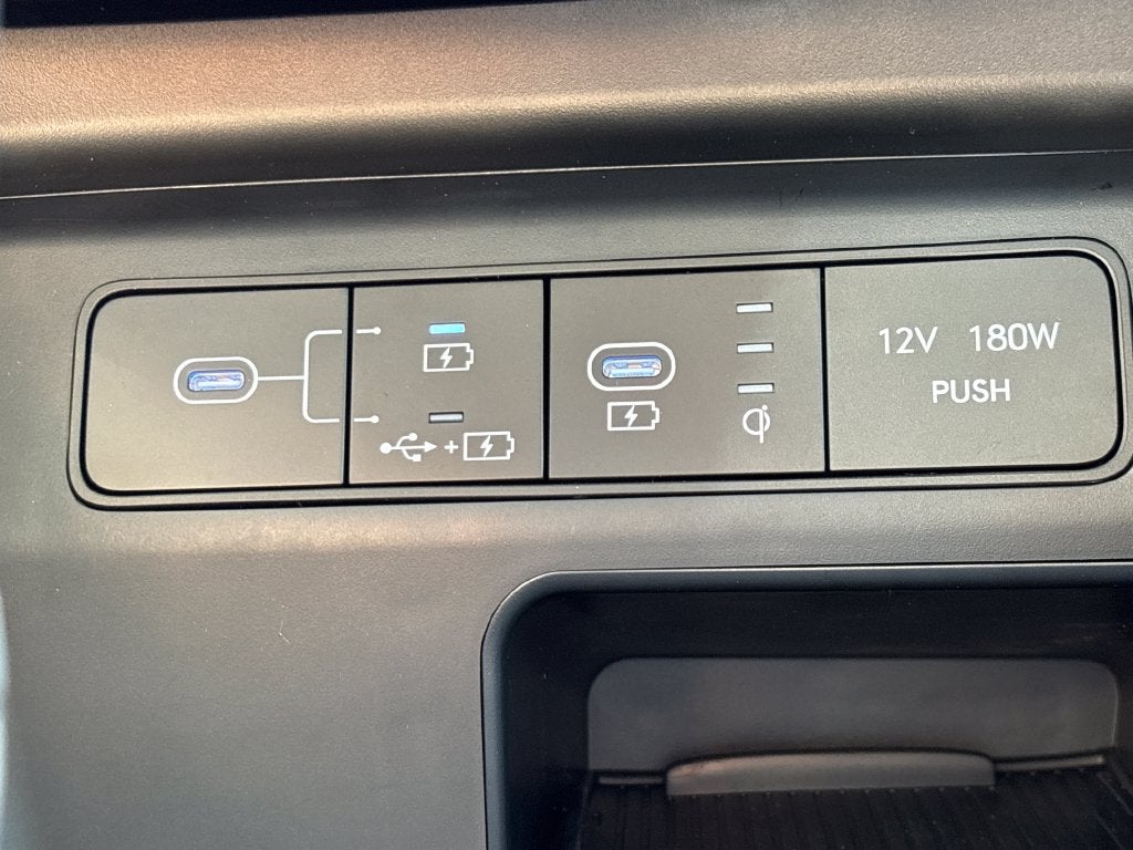2026 Hyundai TUCSON SEL Premium FWD