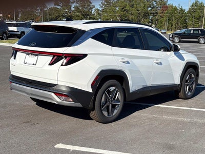 2026 Hyundai TUCSON SEL Premium FWD