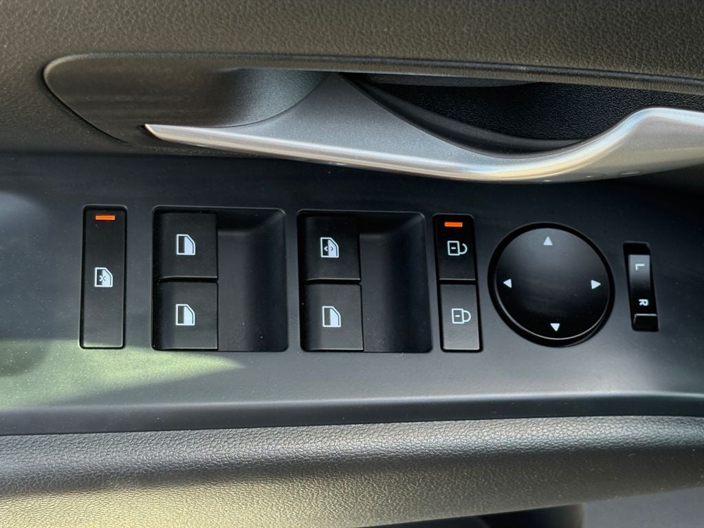 2025 Hyundai SANTA CRUZ SE