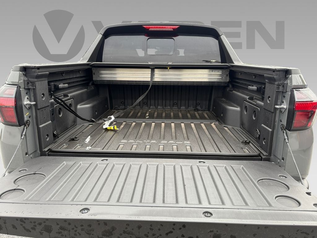 2025 Hyundai SANTA CRUZ SEL Activity