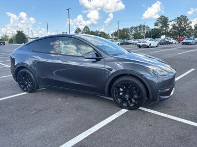 2024 Tesla Model Y Long Range