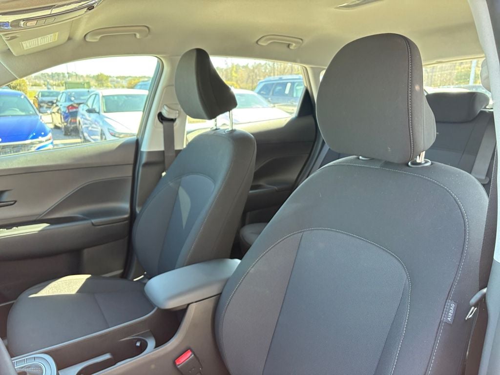 2026 Hyundai KONA SE FWD