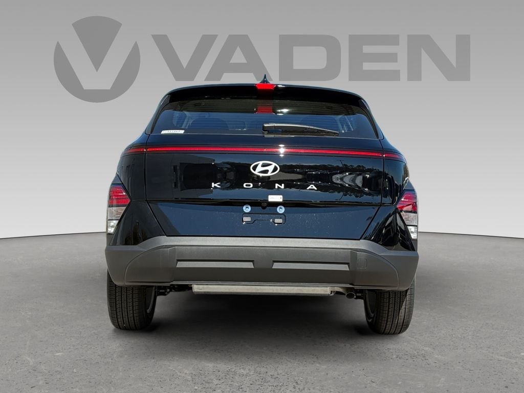 2026 Hyundai KONA SE FWD