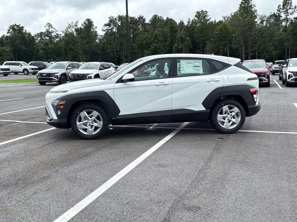 2027 Hyundai KONA SE FWD