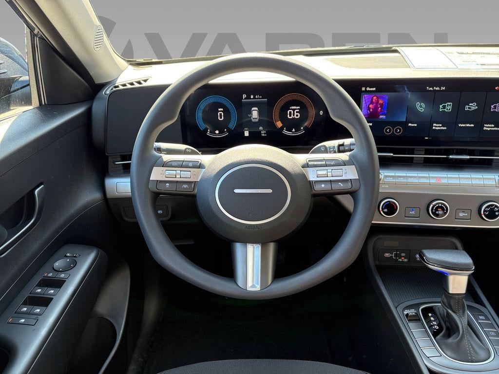 2026 Hyundai KONA SE FWD