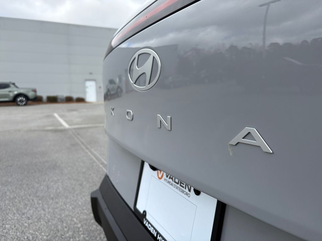 2026 Hyundai KONA SE FWD