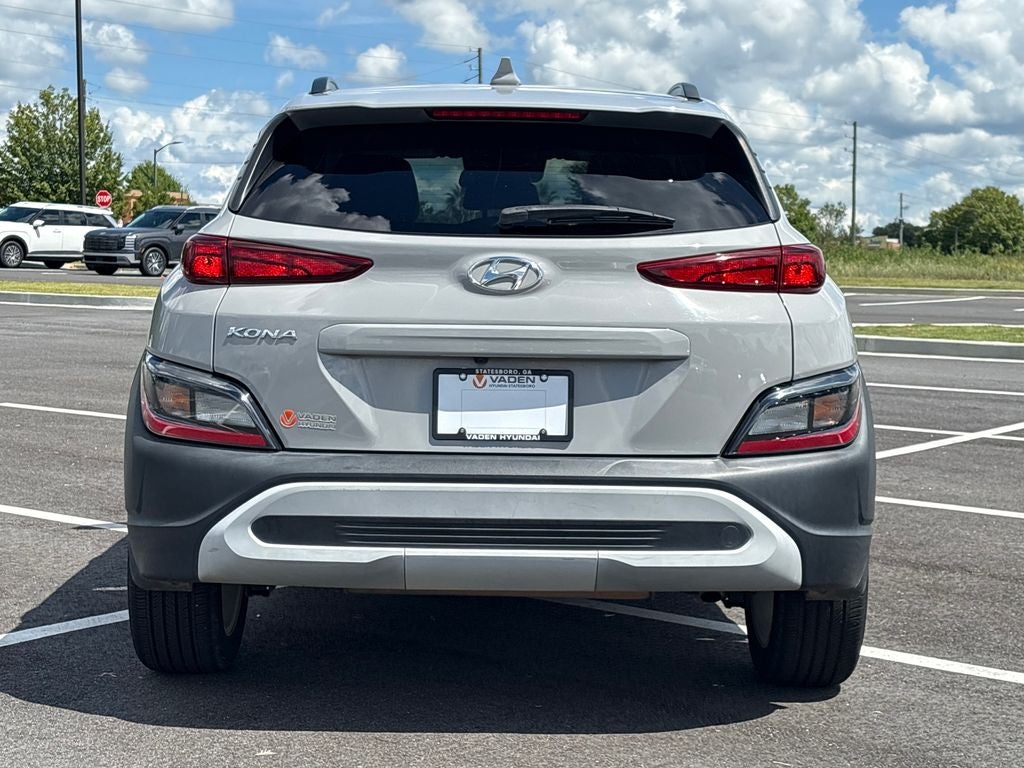 2022 Hyundai KONA SEL