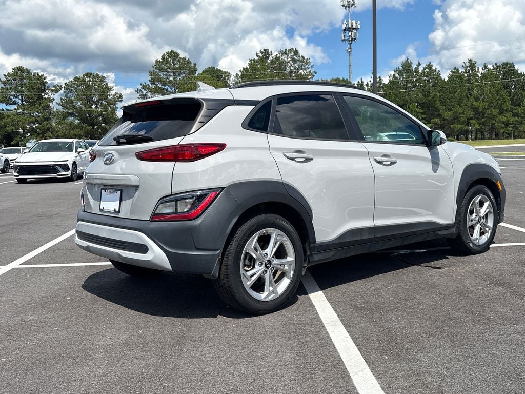2022 Hyundai KONA SEL