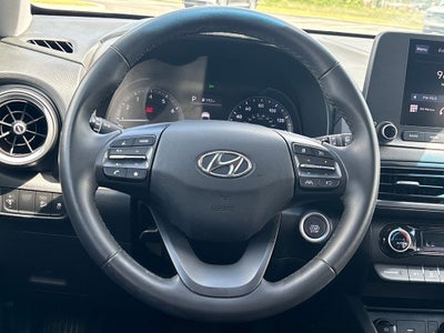 2022 Hyundai KONA SEL