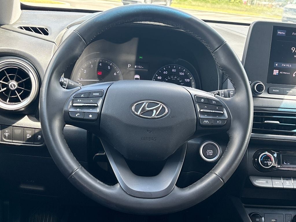 2022 Hyundai KONA SEL