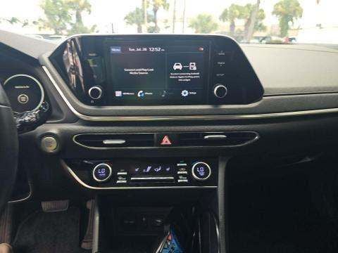 2022 Hyundai SONATA SEL