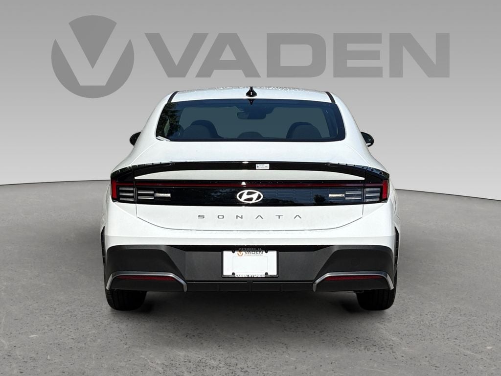 2025 Hyundai SONATA SE