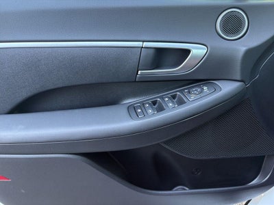 2025 Hyundai SONATA SE