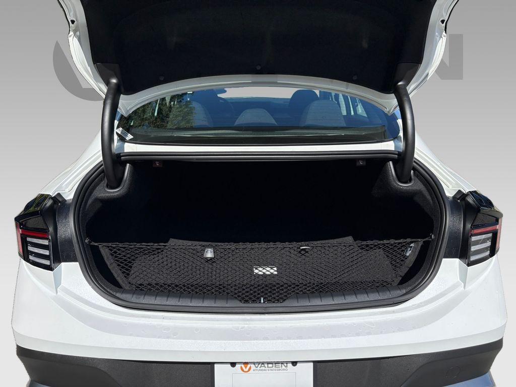 2025 Hyundai SONATA SE