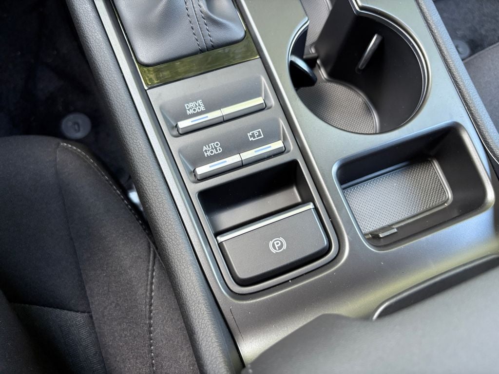 2025 Hyundai SONATA SE