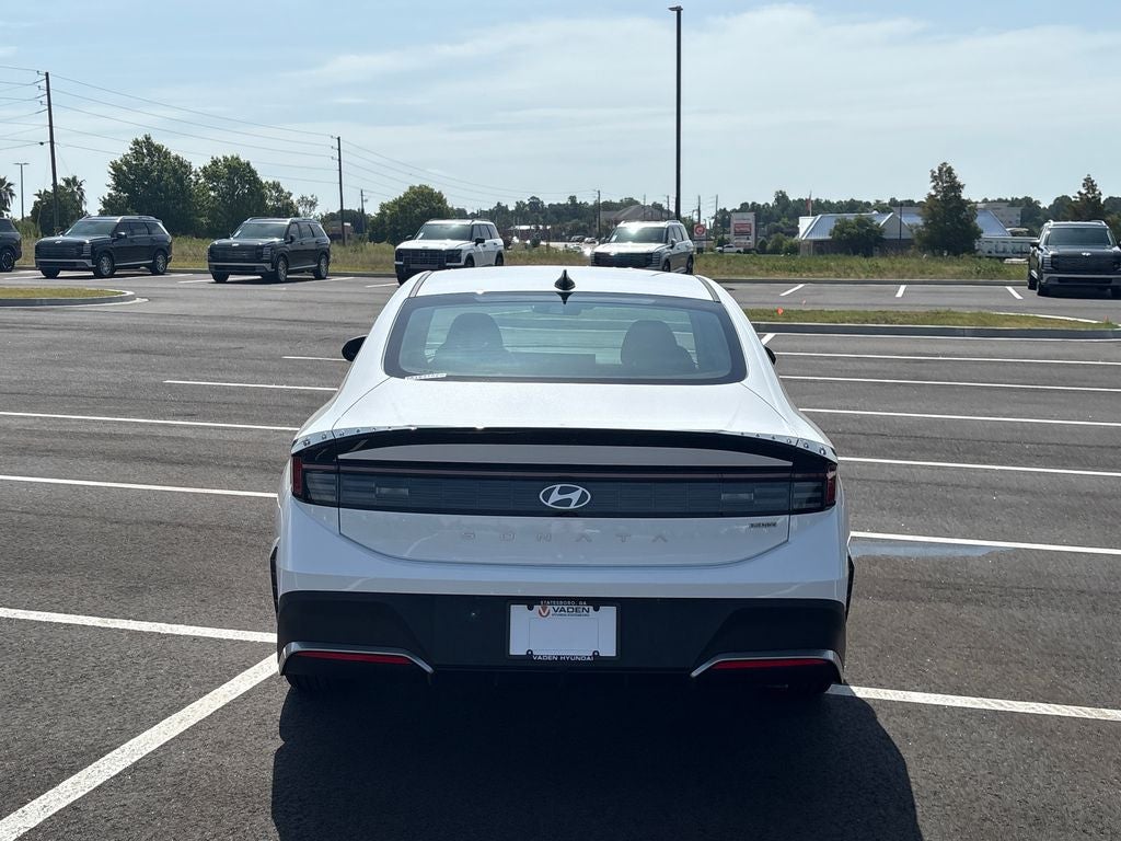 2026 Hyundai SONATA HYBRID Blue