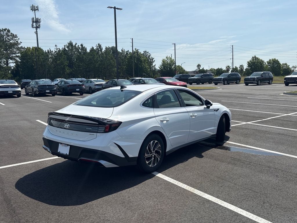 2026 Hyundai SONATA HYBRID Blue