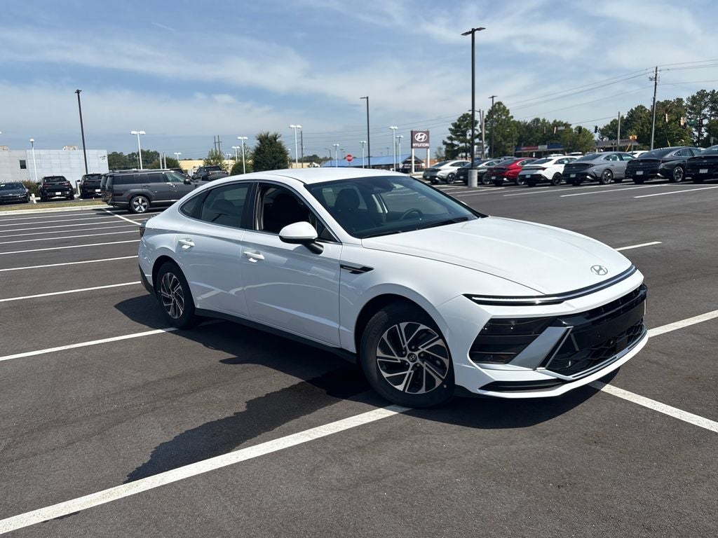 2026 Hyundai SONATA HYBRID Blue