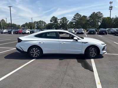 2026 Hyundai SONATA HYBRID Blue