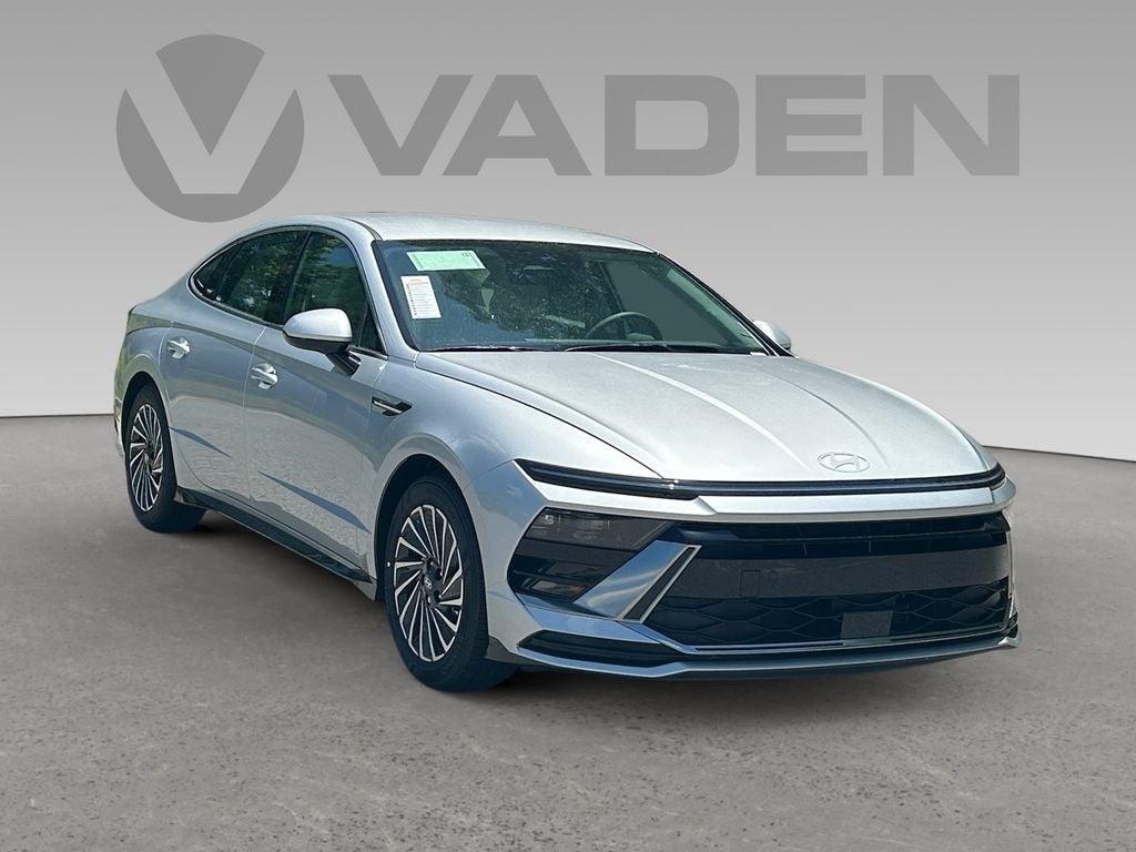 2025 Hyundai SONATA HYBRID SEL
