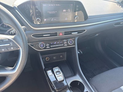 2022 Hyundai SONATA SEL