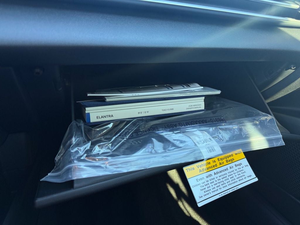 2026 Hyundai ELANTRA SE