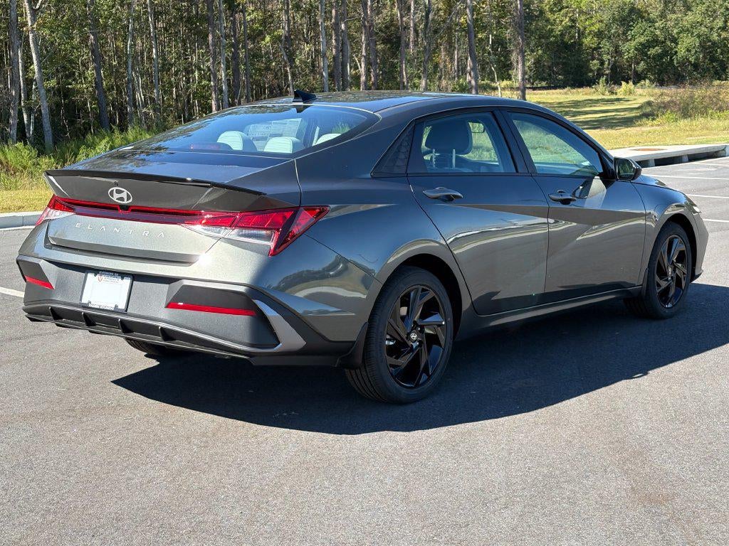 2026 Hyundai ELANTRA SEL Sport Plus