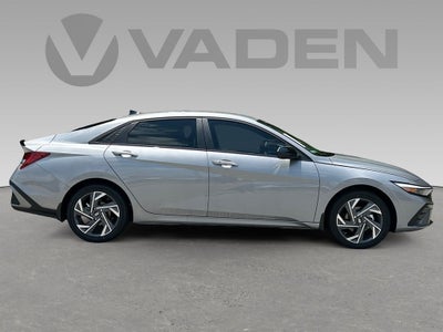 2025 Hyundai ELANTRA HEV SEL Sport