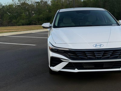 2026 Hyundai ELANTRA Limited