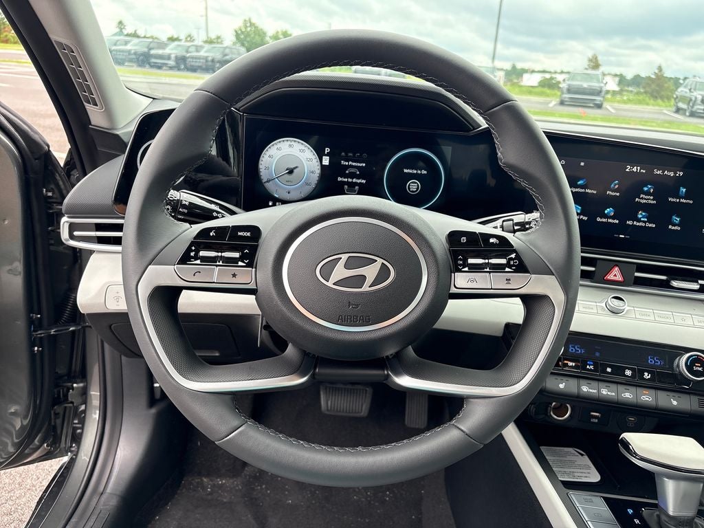 2026 Hyundai ELANTRA Limited