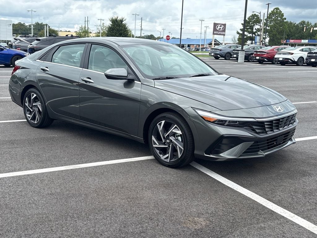 2026 Hyundai ELANTRA Limited