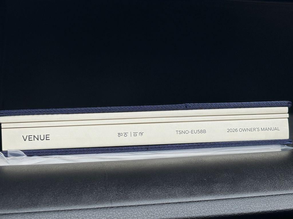 2026 Hyundai VENUE SEL W/Two-Tone Roof