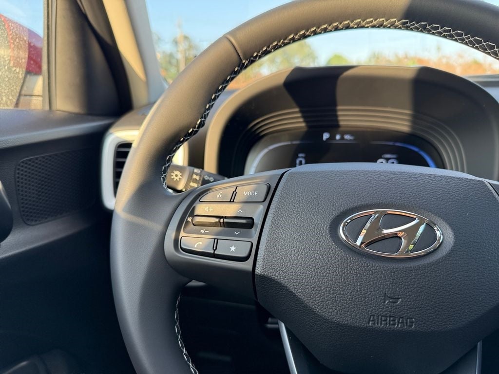 2025 Hyundai VENUE Limited