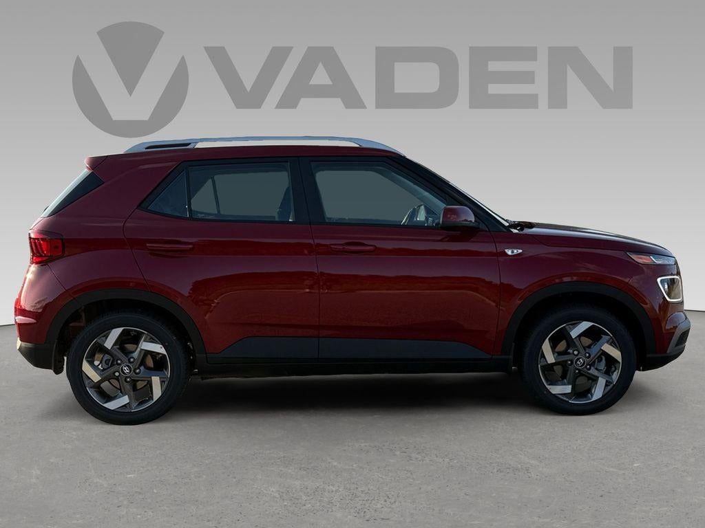 2025 Hyundai Venue Limited - Photo 28