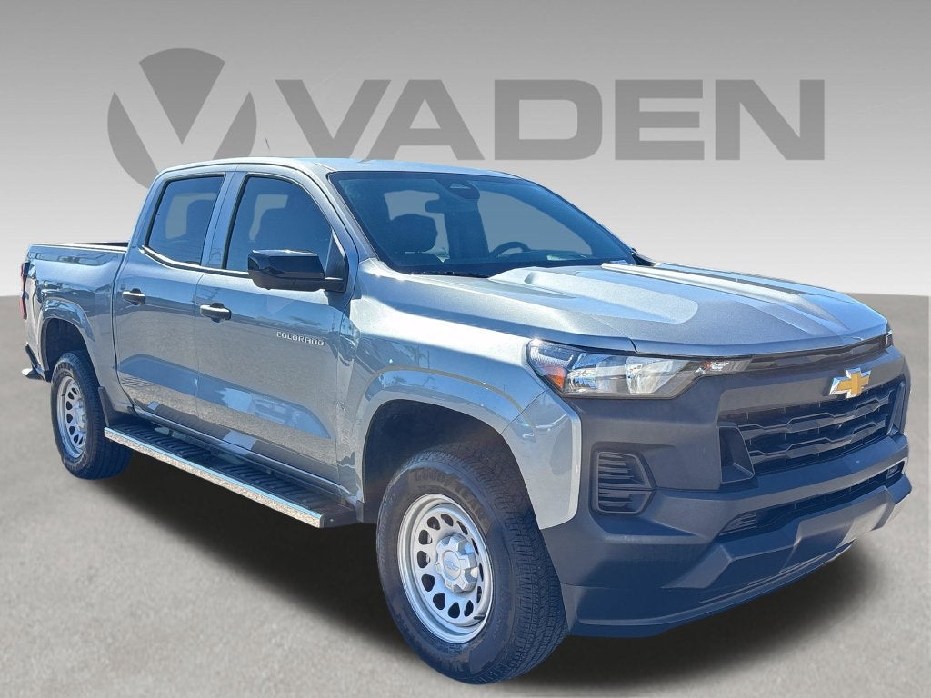 2024 Chevrolet Colorado WT