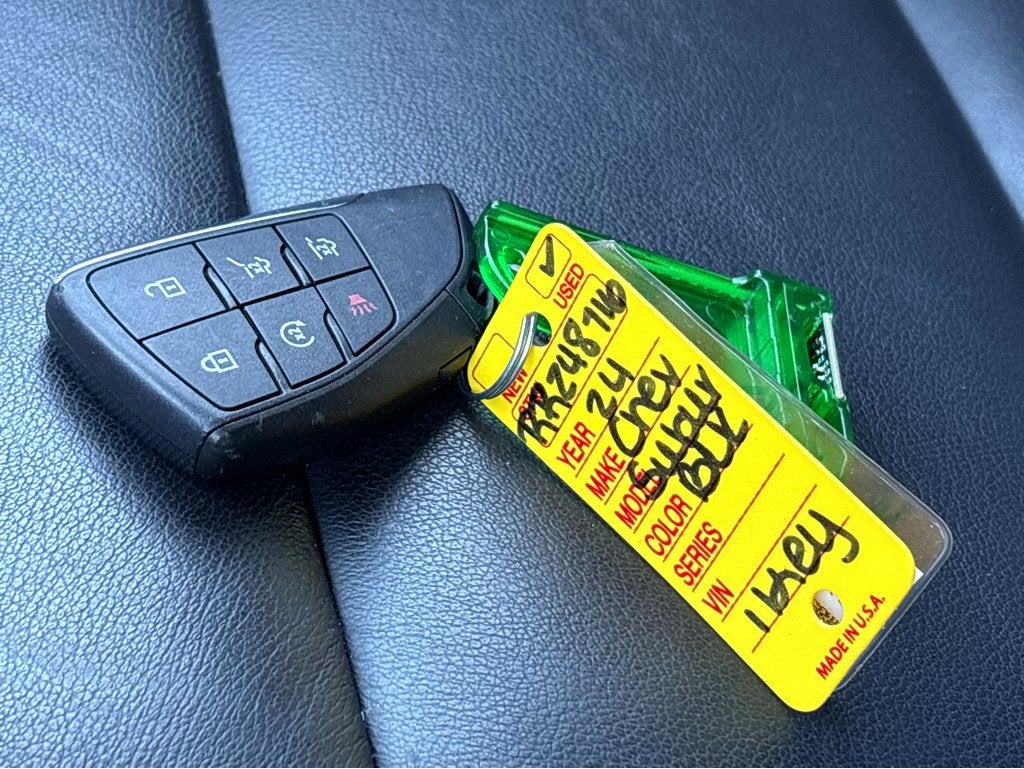 2024 Chevrolet Suburban LT