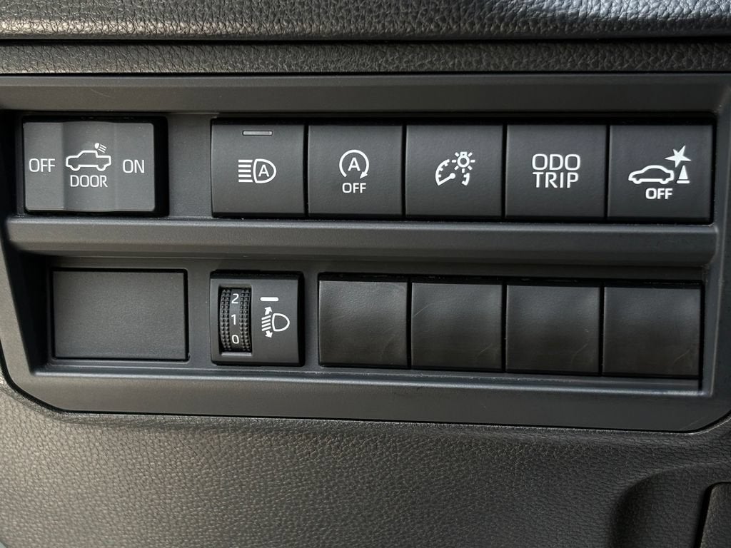 2024 Toyota Tundra 4WD SR5