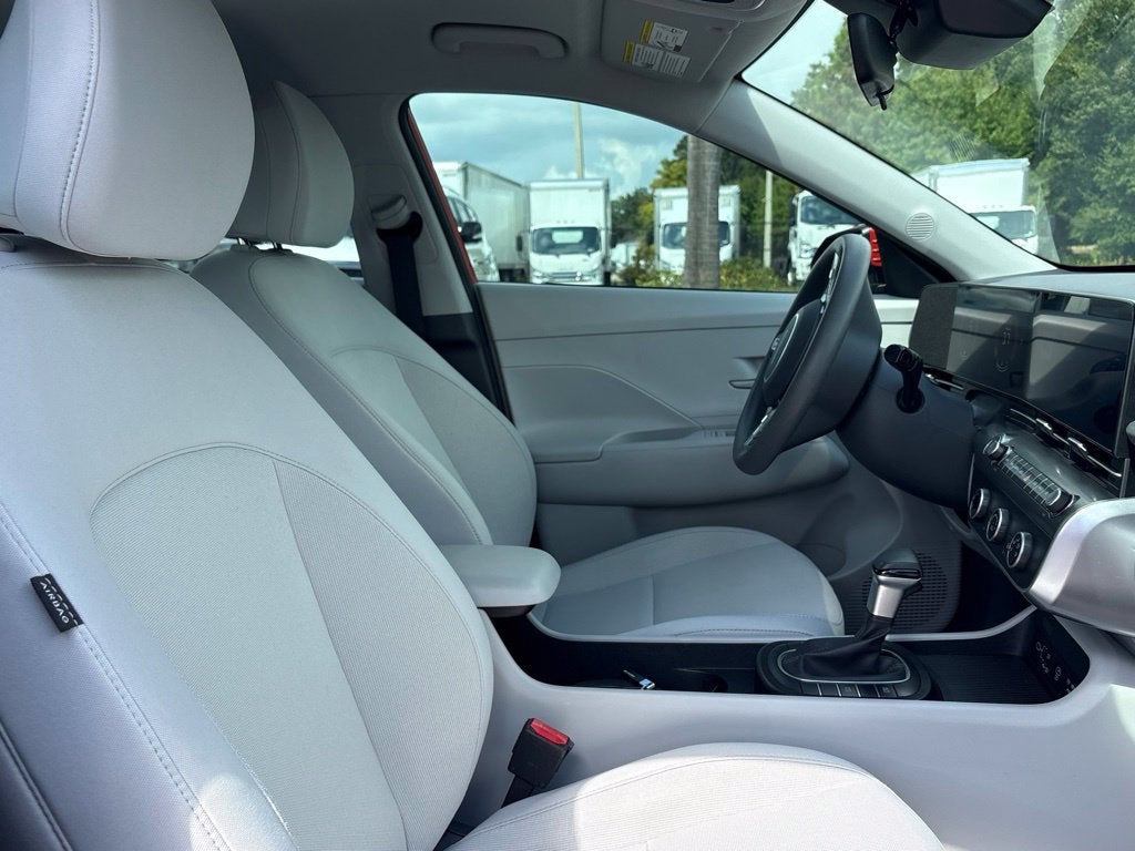 2024 Hyundai KONA SE