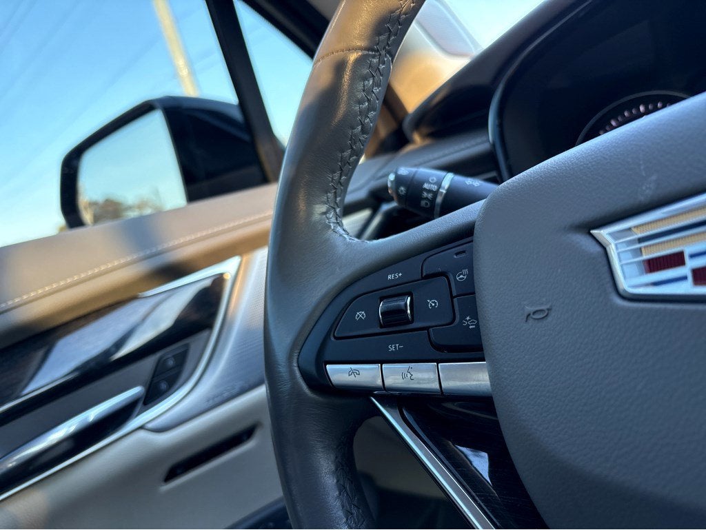 2022 Cadillac XT6 Premium Luxury