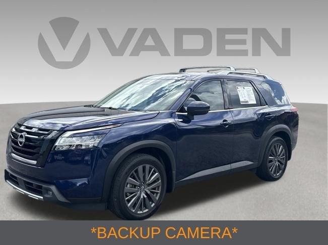 2022 Nissan Pathfinder SL