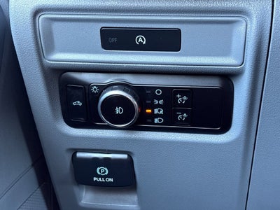 2025 Ford F-150 Base